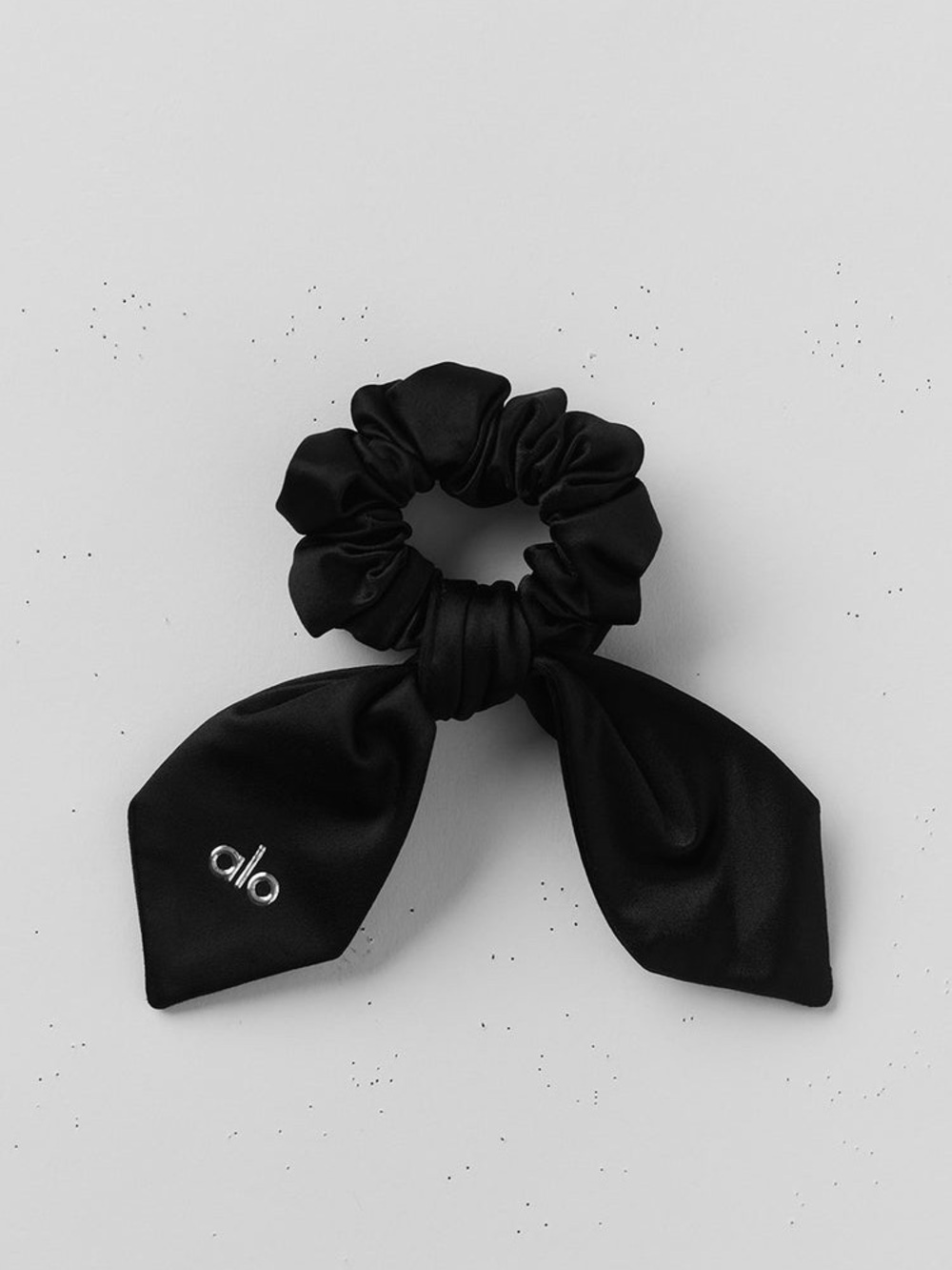 Alo Airlift Rhythm Scrunchie